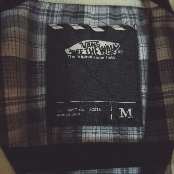 Van's Short Sleeve Plaid Snap Button Down Shirt - Picture 4 of 10